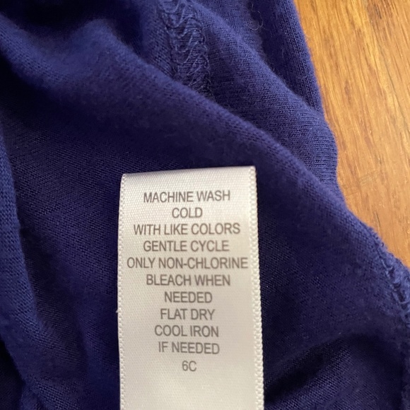 Kristin Davis ruffle front top, size M, purple - Picture 8 of 9